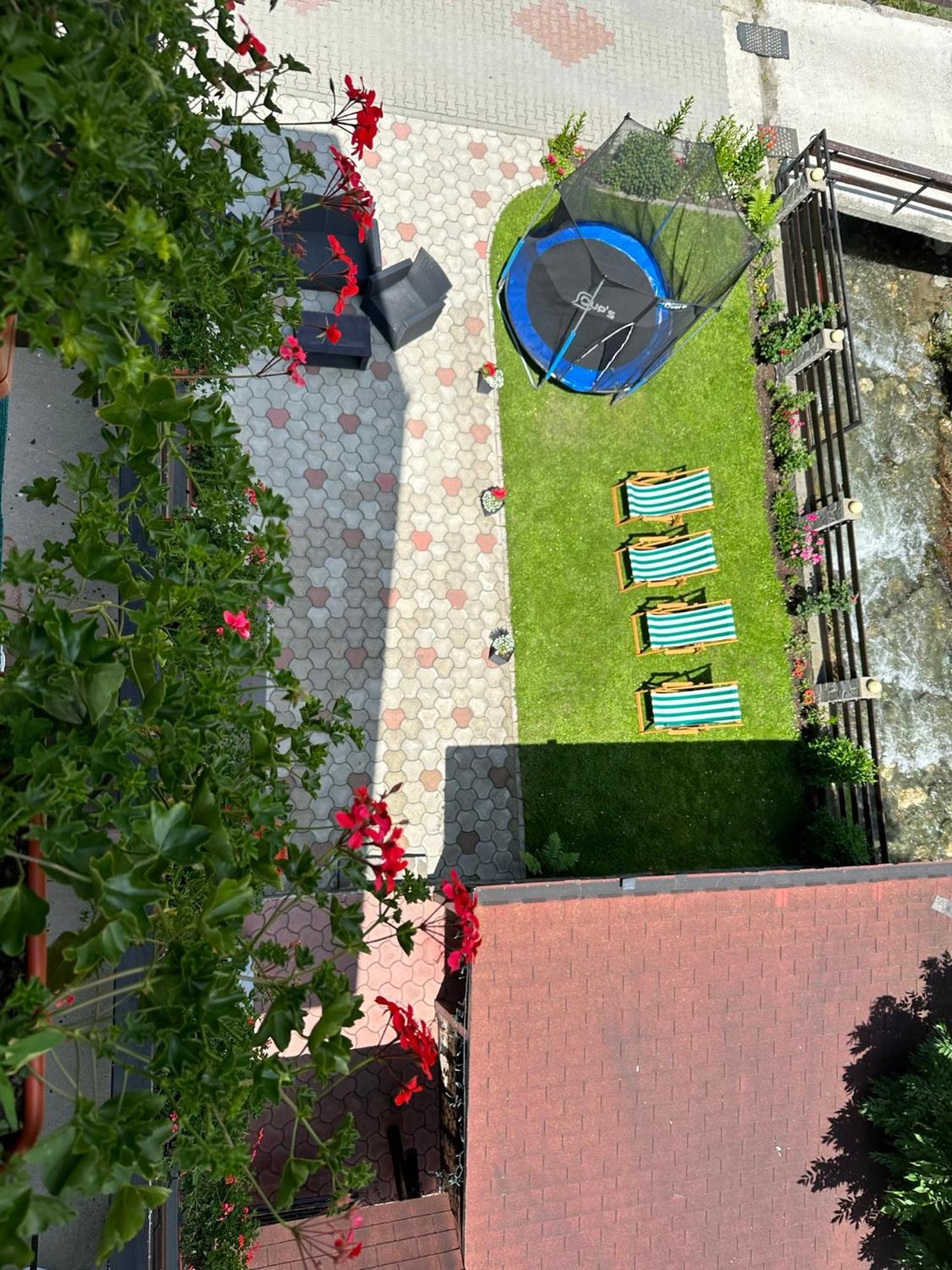 Casuta De Langa Izvor Hotel Moeciu De Sus Ngoại thất bức ảnh